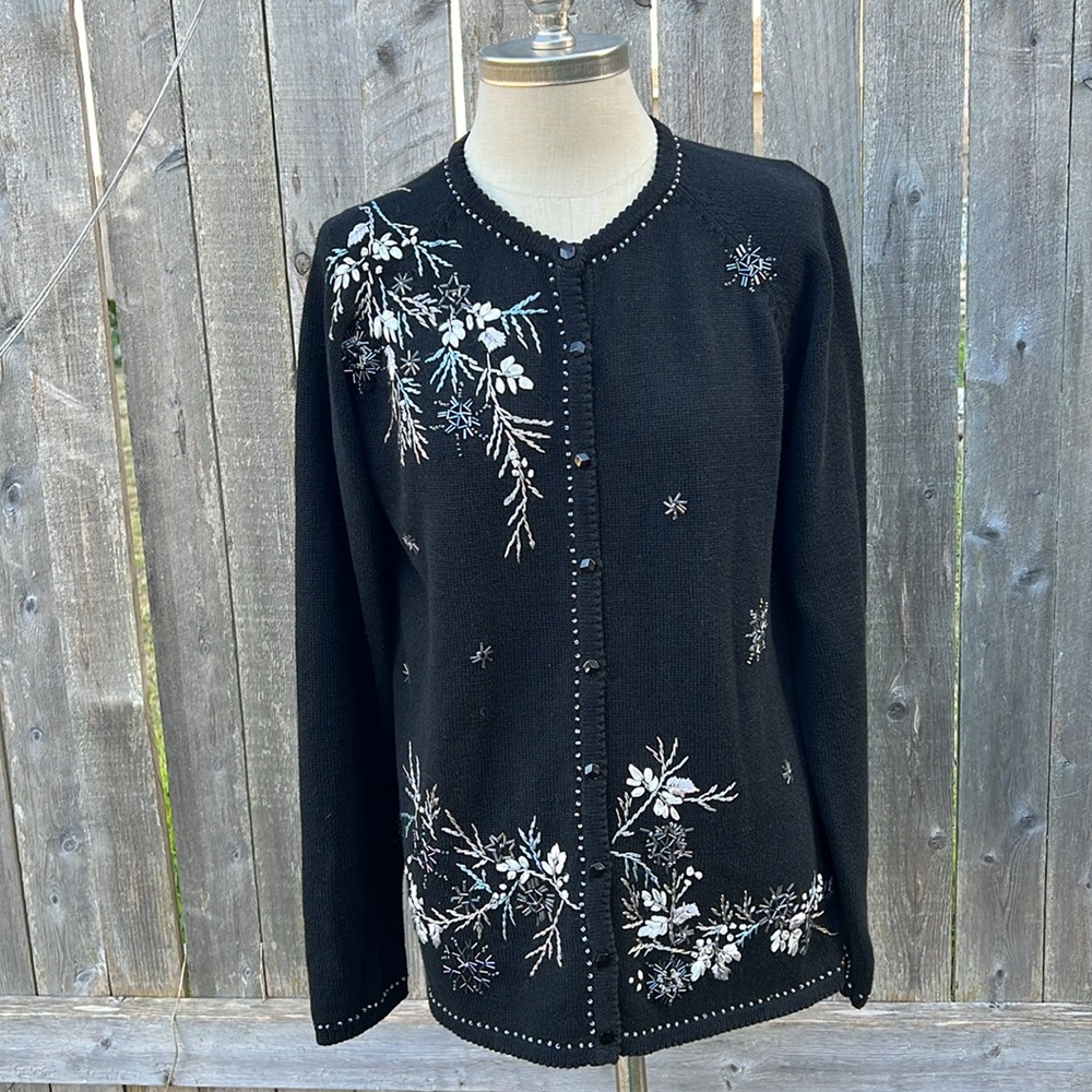Vintage Stiches in Time Women floral embroider Black Button Cardigan size S